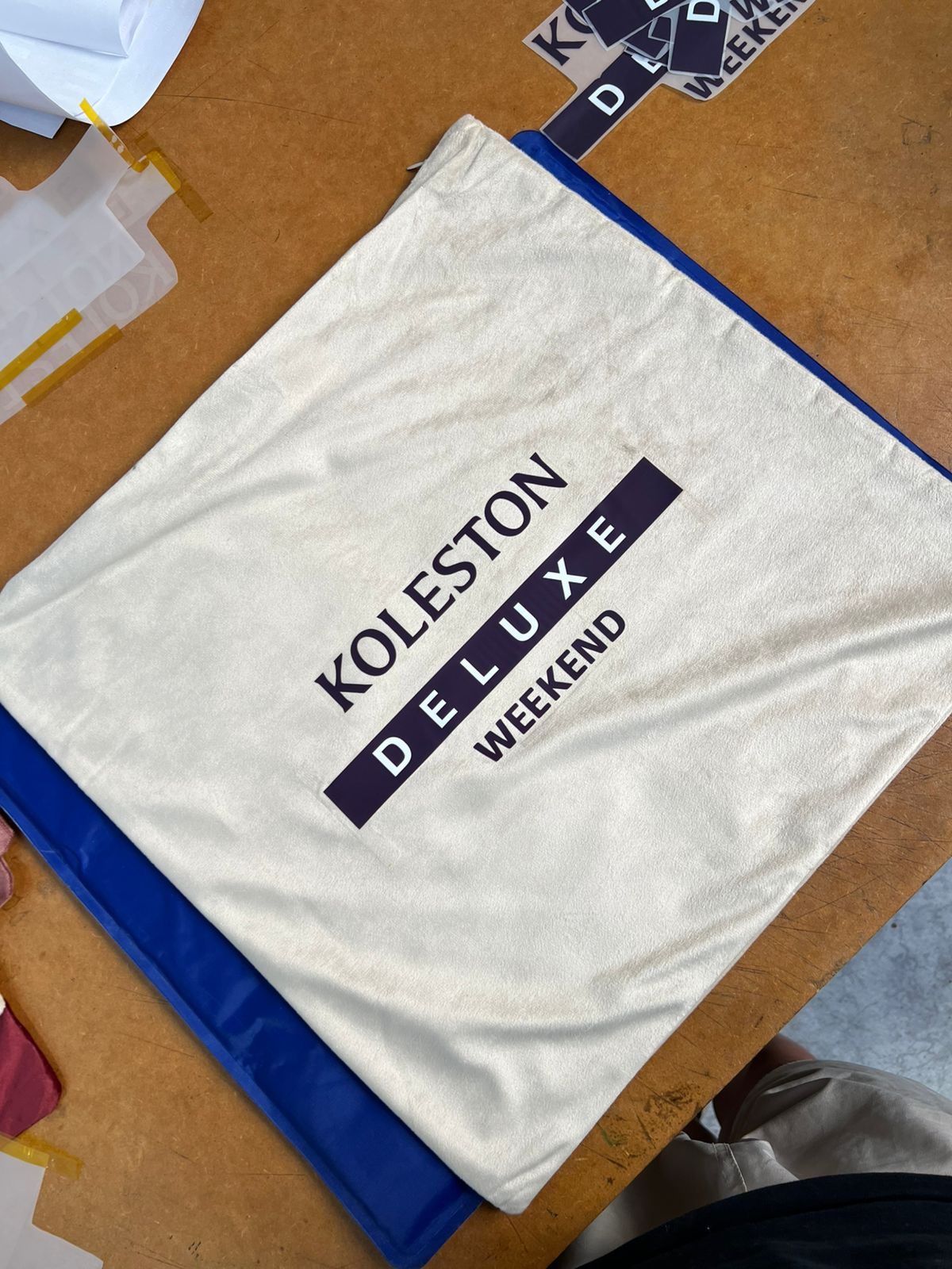 Peça têxtil personalizada para Koleston